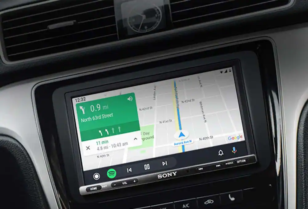 How to Buy a Car GPS Navigator: Expert Tips