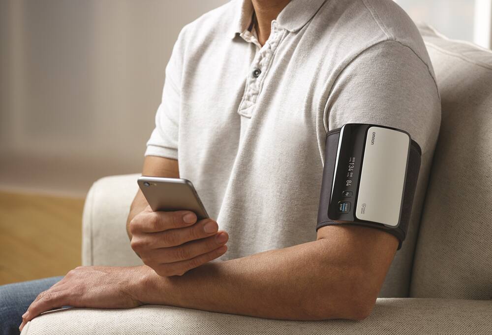Blood pressure monitor, Omron Intellisense