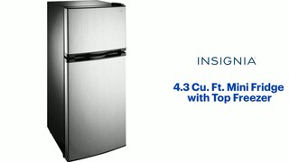 Insignia NS-CF43SS9 4.3 cu. ft Mini Fridge with Top Freezer – Appliances TV  Outlet