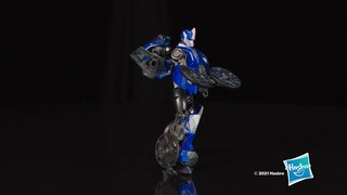 Transformers Generations Legacy Deluxe Prime Arcee