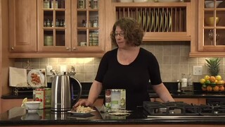 Cuisinart  Perfectemp Cordless Electric Kettle – Plum's Cooking Company