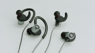 Gør det tungt Udgangspunktet Ændringer fra Best Buy: JBL Reflect Contour 2 Wireless In-Ear Headphones Black  JBLREFCONTOUR2BLK