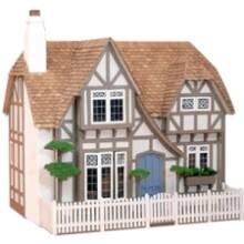 Front Large. Greenleaf Dollhouses - Dollhouse.