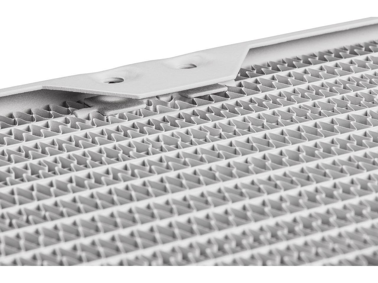 Alt View 9. CORSAIR - CORSAIR Hydro X Series XR5 240mm Water Cooling Radiator - White - White.