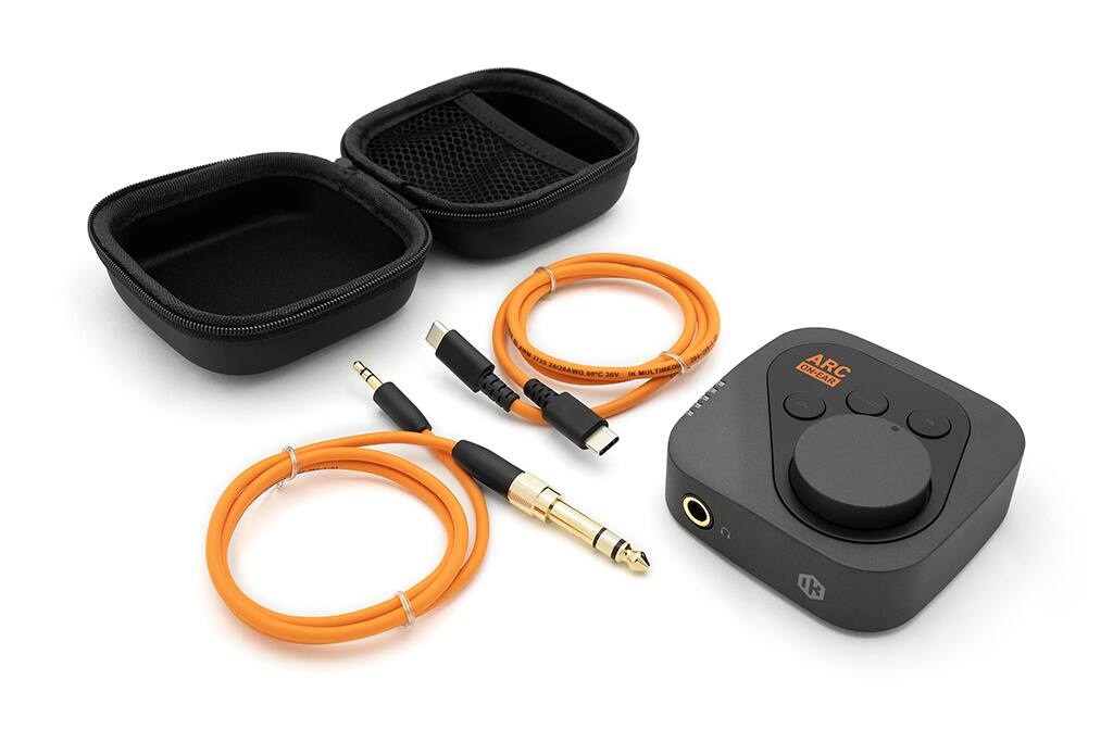 CC NE N 2728 TA2RAWG 40C 30V 1 IN MULTIMEOS MUL - : - d . ON-EAR ARC CAL suore