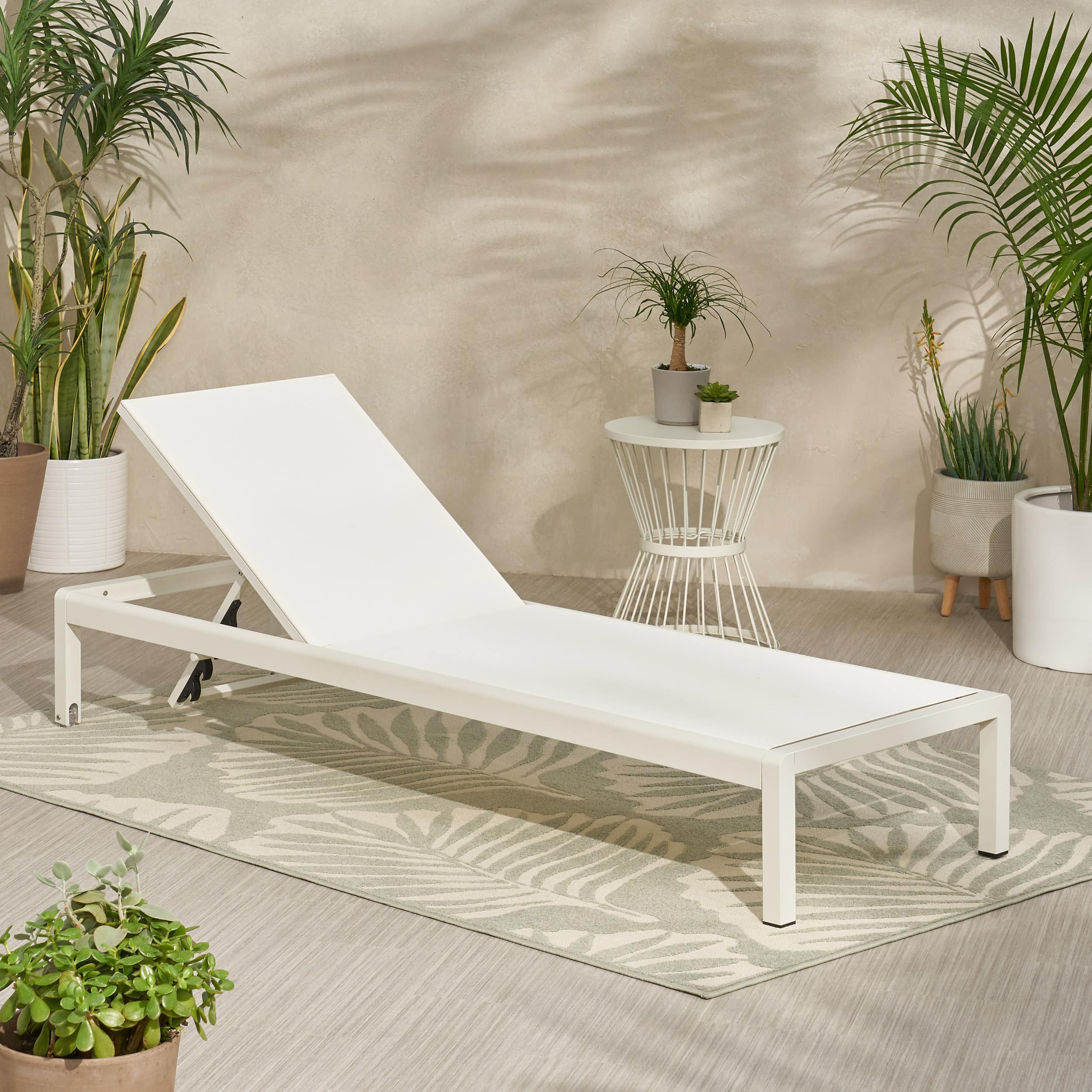 Mondawe - Adjustable Aluminum Frame Mesh Chaise Lounge with Wheels - White