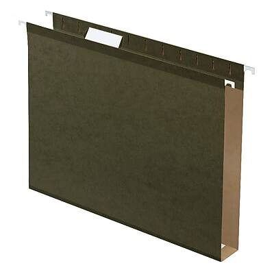 Front. Pendaflex - Heavy-Duty Reinforced Box Bottom Hanging File Folder, 1" Expansion, 1/5-Cut Tab, Letter size, 25/Box - Green.