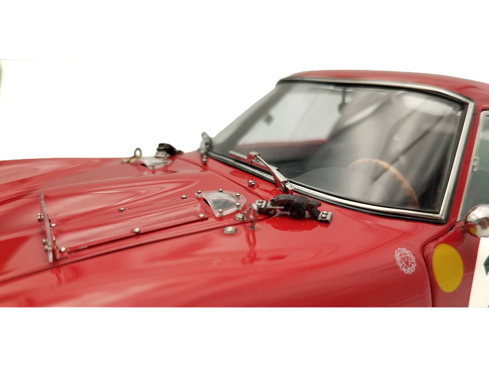 Alt View 5. CMC - Ferrari 250 GTO #22 "Elde" - "Beurlys" 3rd Place "24 Hours of Le Mans" (1962) Ltd Ed to 2200 pcs 1/18 Model Car by CMC.