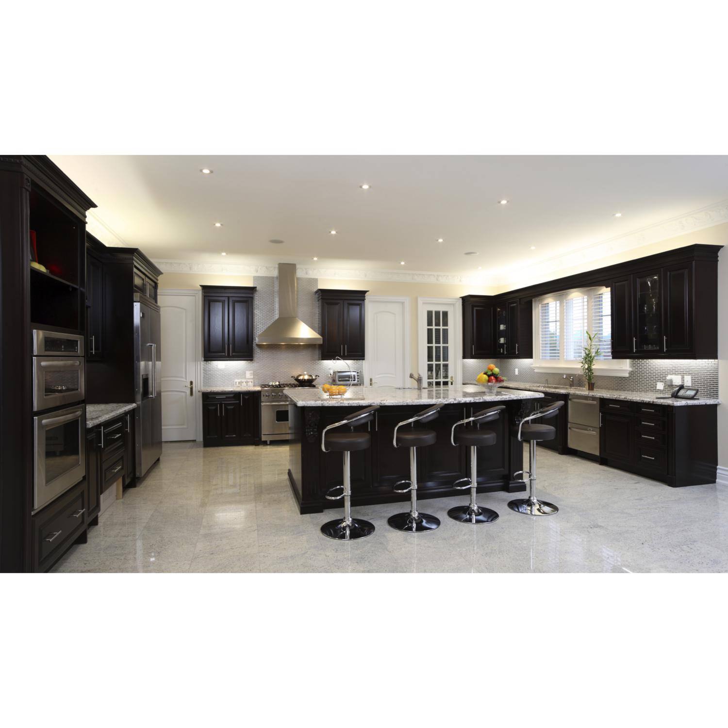 Left. FEIT ELECTRIC - Feit Enhance White 5 in. W LED Retrofit Recessed Lighting 7.2 W.