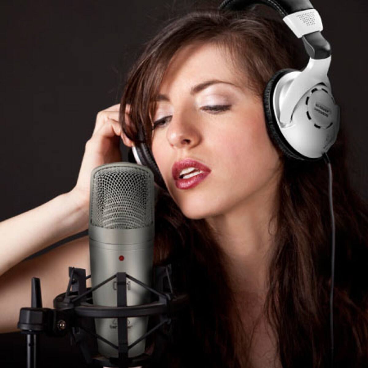 Alt View 6. Behringer - Behringer 10 Pack HPS3000 High-Performance Studio Headphones.