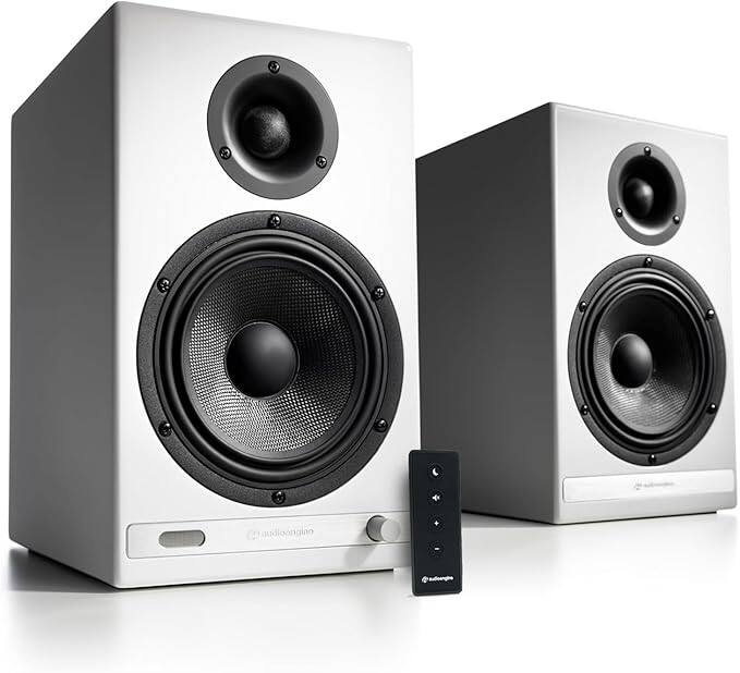 Front. Audioengine - HD6 Home Music System w/ Bluetooth aptX-HD - White.