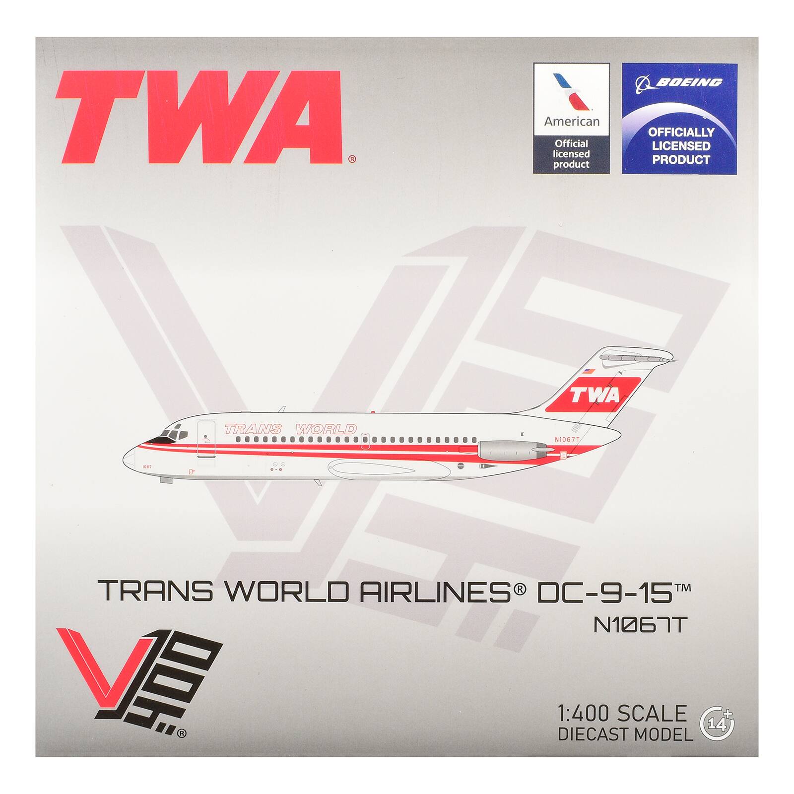 TWA  
American Official licensed product  
BOEING OFFICIALLY LICENSED PRODUCT  
TWA  
TRANS WORLD  
I  
N1067T  

TRANS WORLD AIRLINES DC-9-15™ N1067T V 1:400 SCALE 14 R DIECAST MODEL
