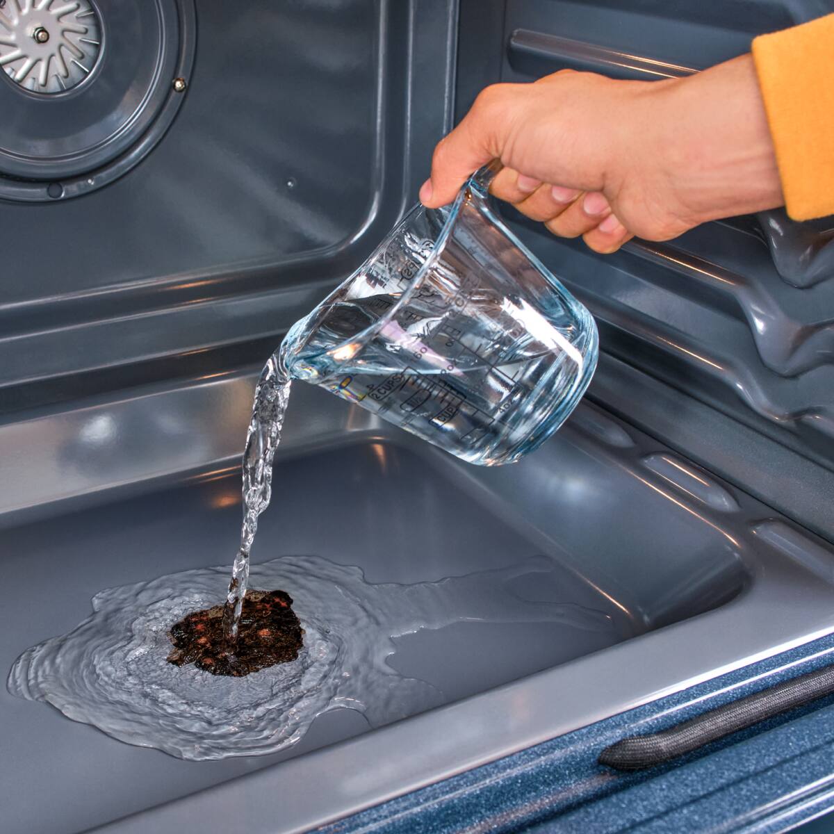 Alt View 10. Whirlpool - Whirlpool - 6.4 Cu. Ft. Slide-In Electric Induction Range with No Preheat Air Fry - Stainless Steel - Fingerprint Resistant Stainless Steel.