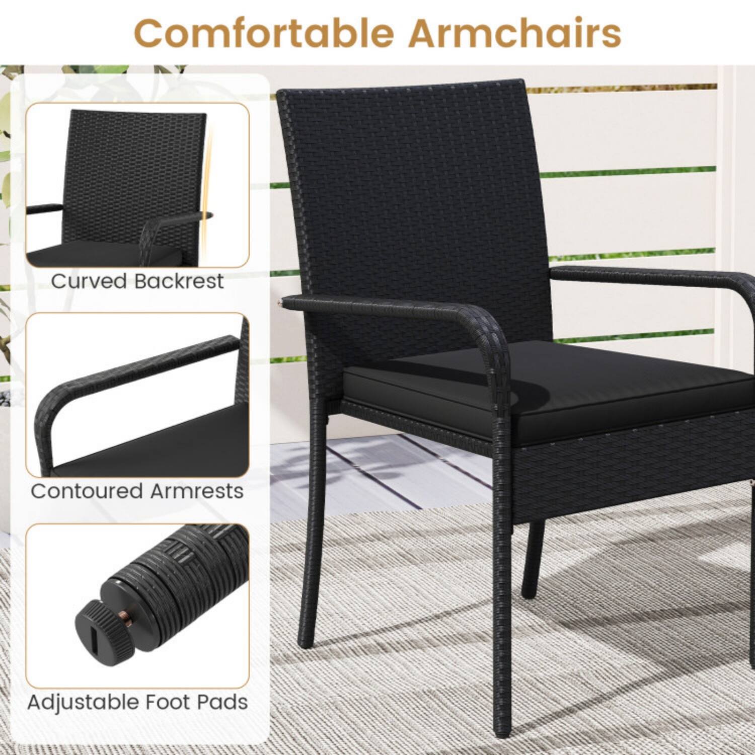 Comfortable Armchairs  
Curved Backrest  
Contoured Armrests  
Adjustable Foot Pads