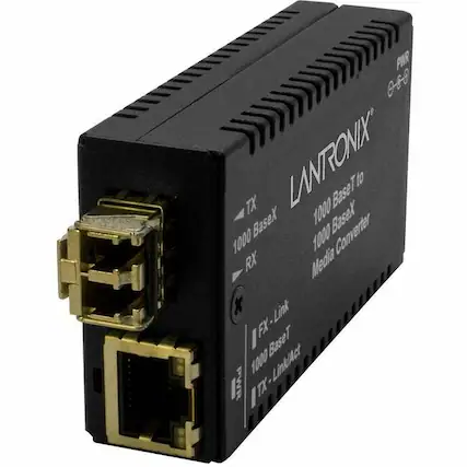 LANTRONIX
1000 BaseT to 1000 BaseX Media Converter
TX - 1000 BaseX
RX - 1000 BaseX
FX-Link
1000 BaseT
TX-Link/Act
PWR
PINR