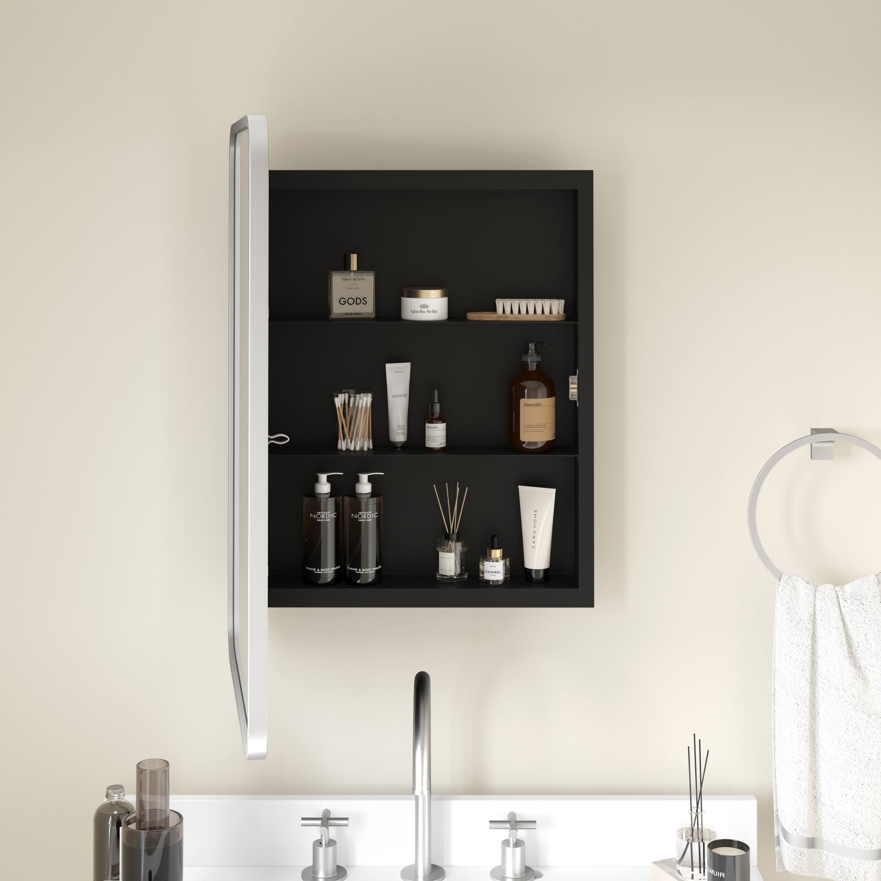 I GODS - - - I :  - - :  addida : : EToRgSN SUR