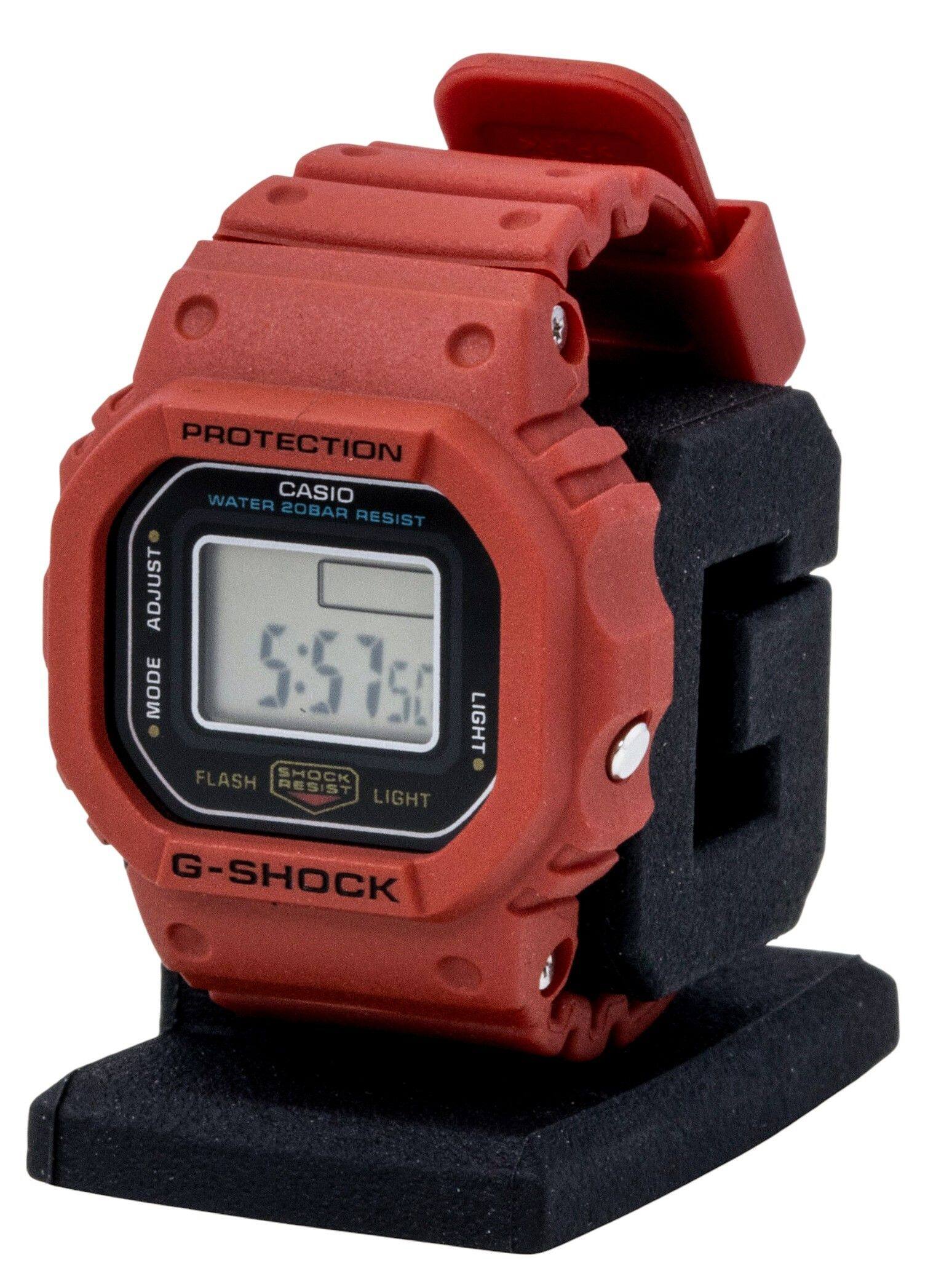 PROTECTION WATER 20BAR RESIST ADJUST MODE 5:5750 LIGHT FLASH SHOCK RESIST LIGHT G-SHOCK