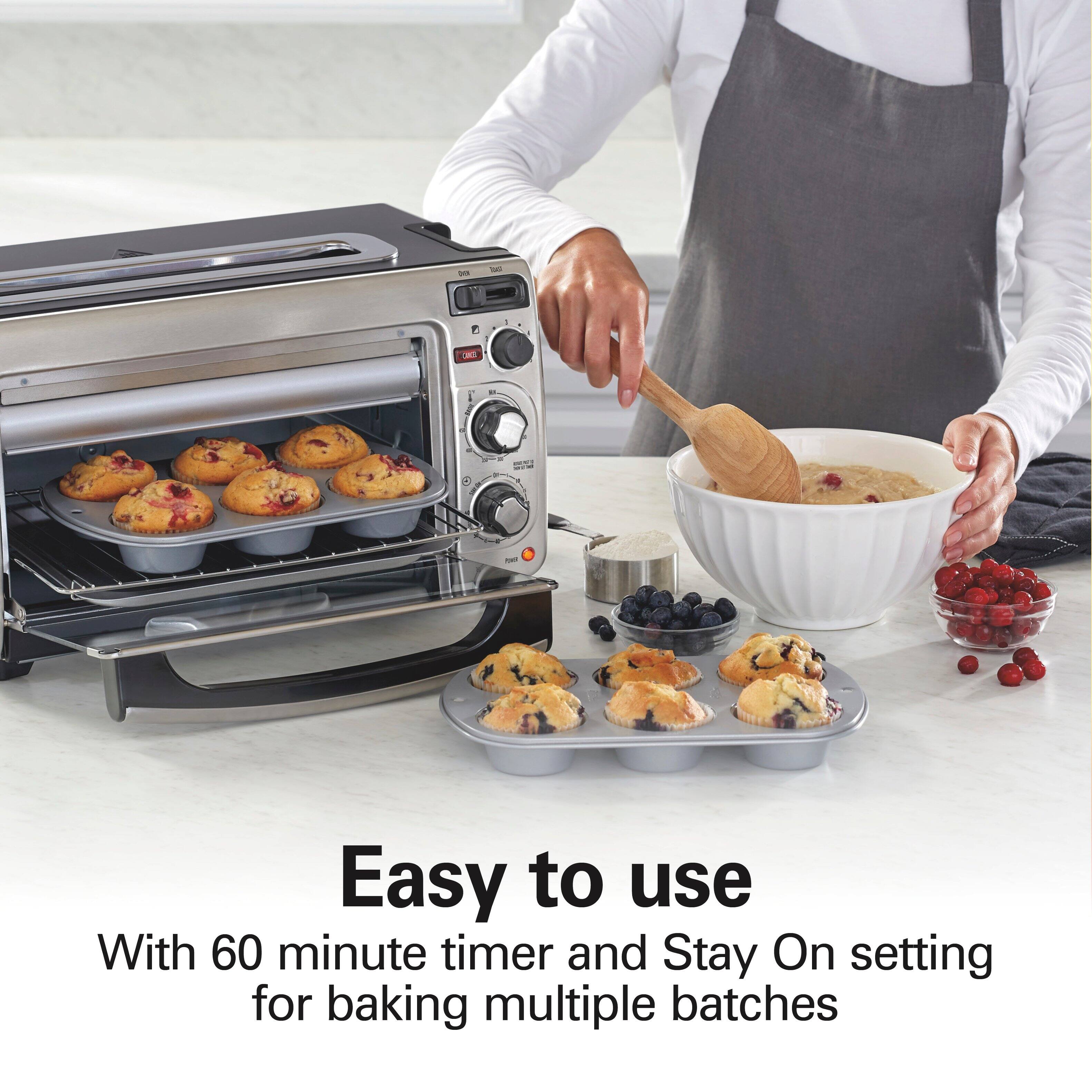 Easy to use  
With 60 minute timer and Stay On setting for baking multiple batches