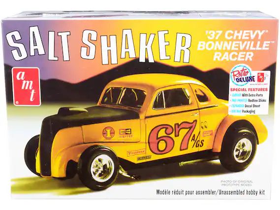 37 CHEVY TM SALT SHAKER BONNEVILLE RACER a Retro DELUXE a m t! SPECIAL FEATURES: LOADED With Extra Parts, PAD PRINTED Redline Slicks, EXPANDED Decal Sheet, VINTAGE Packaging. CHAMPION, SIMPSON, Firestone, 67% GS, CRAGAR. PHOTO OF ORIGINAL PROTOTYPE MODEL. Modle réduit pour assembler/Unassembled hobby kit