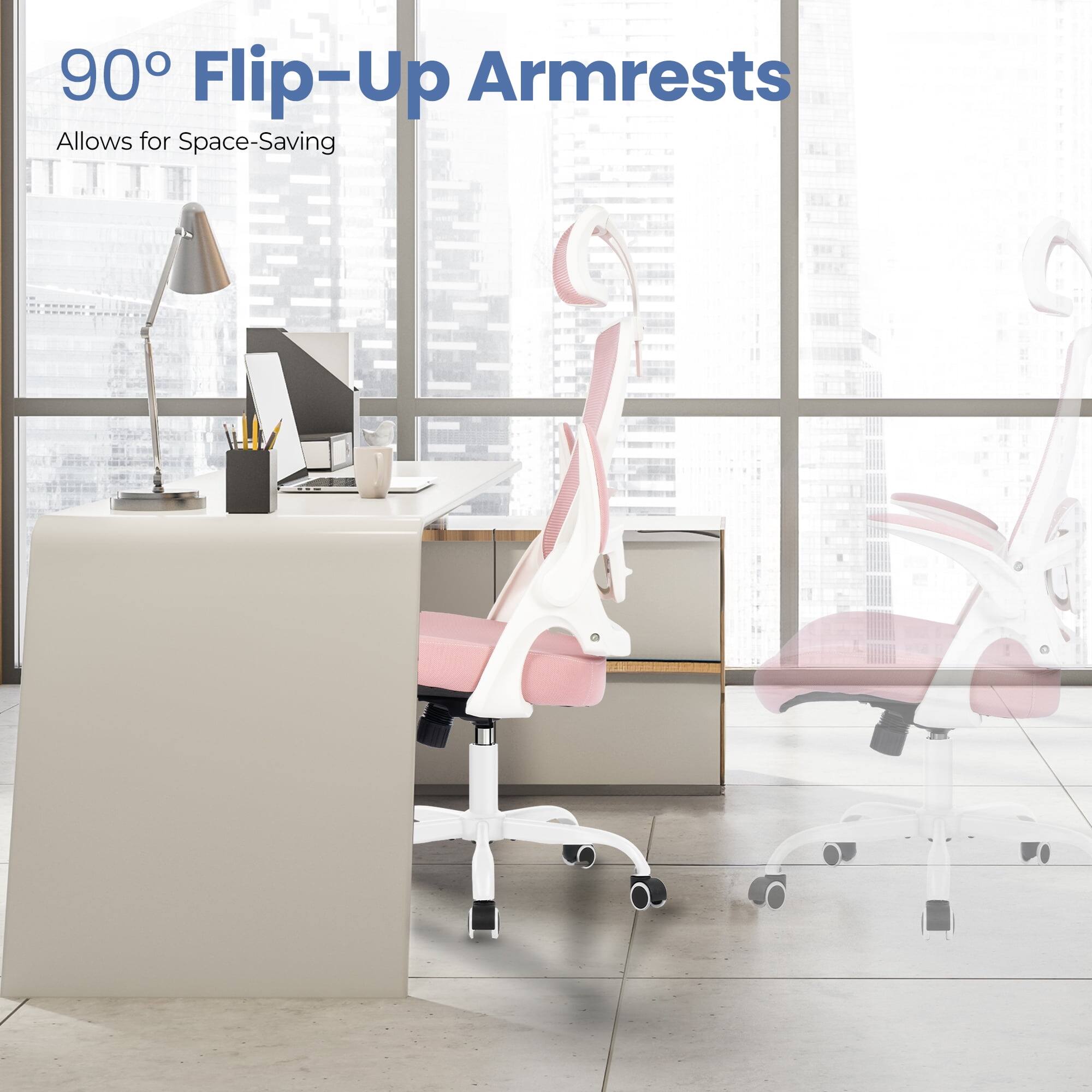 90° Flip-Up Armrests  
Allows for Space-Saving