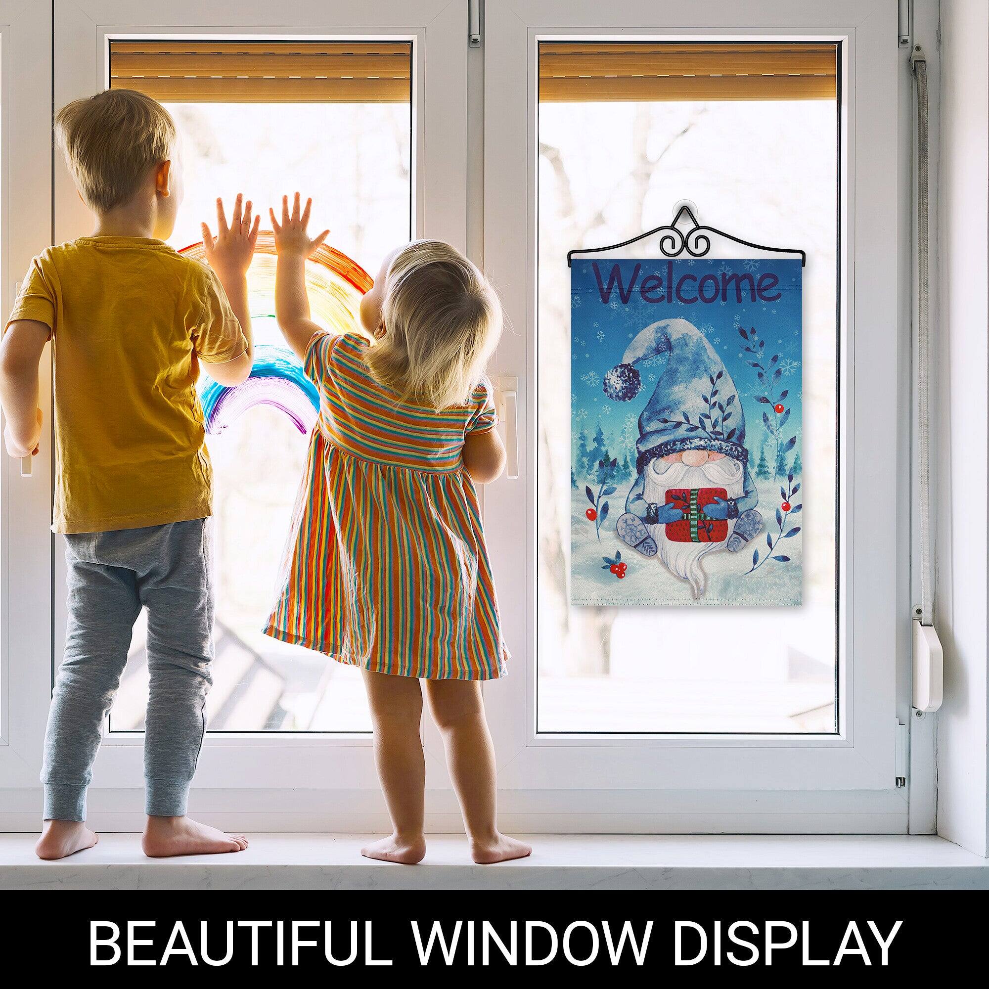 Welcome to a Beautiful Window Display
