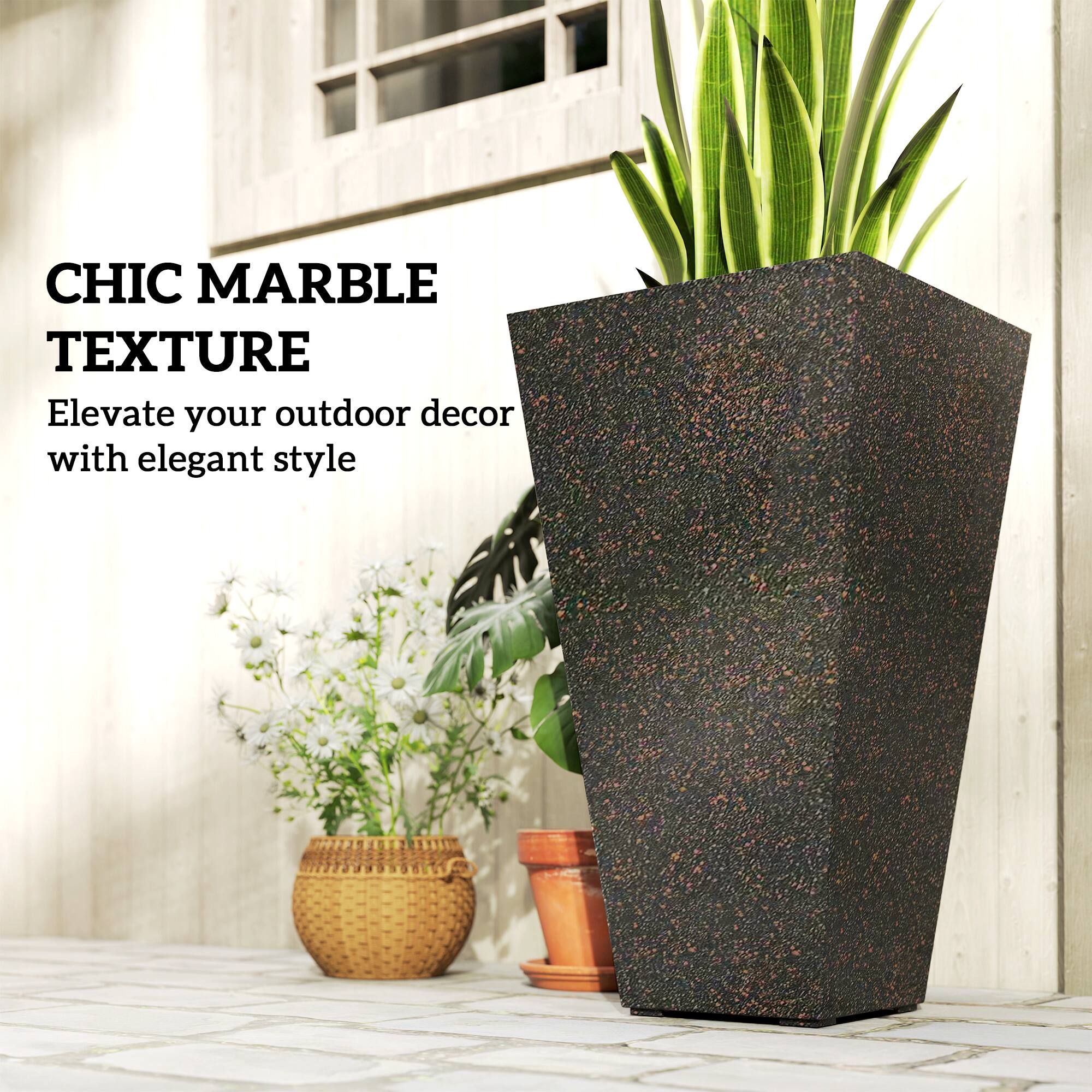 CHIC MARBLE TEXTURE  
Elevate your outdoor decor with elegant style