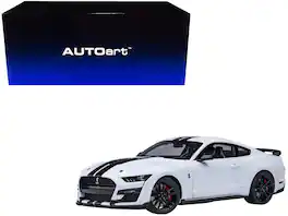Ford Mustang Shelby GT500 Oxford with Black Stripes 1/18 Model Car by Autoart - White