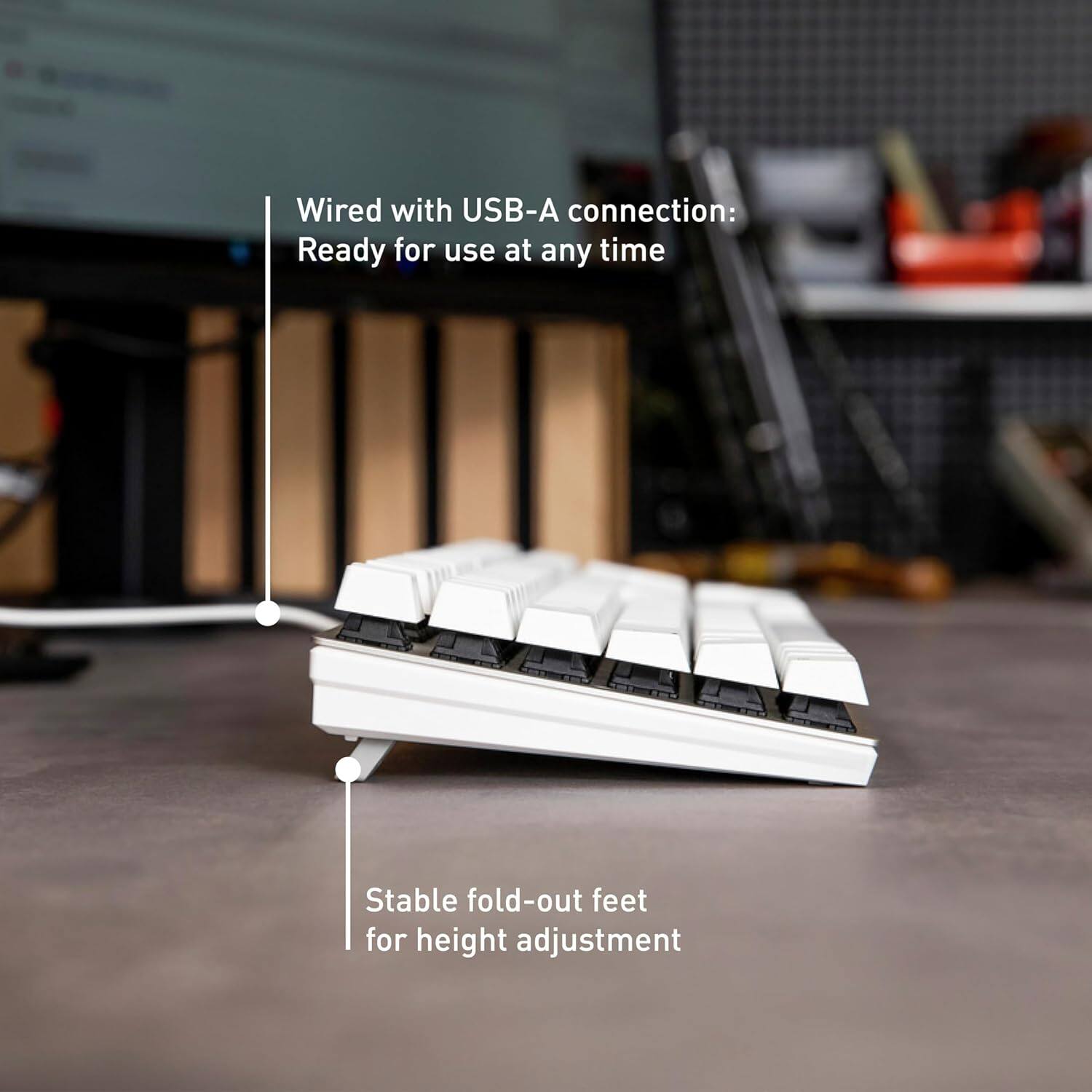 Wired with USB-A connection: Ready for use at any time  
Stable fold-out feet for height adjustment