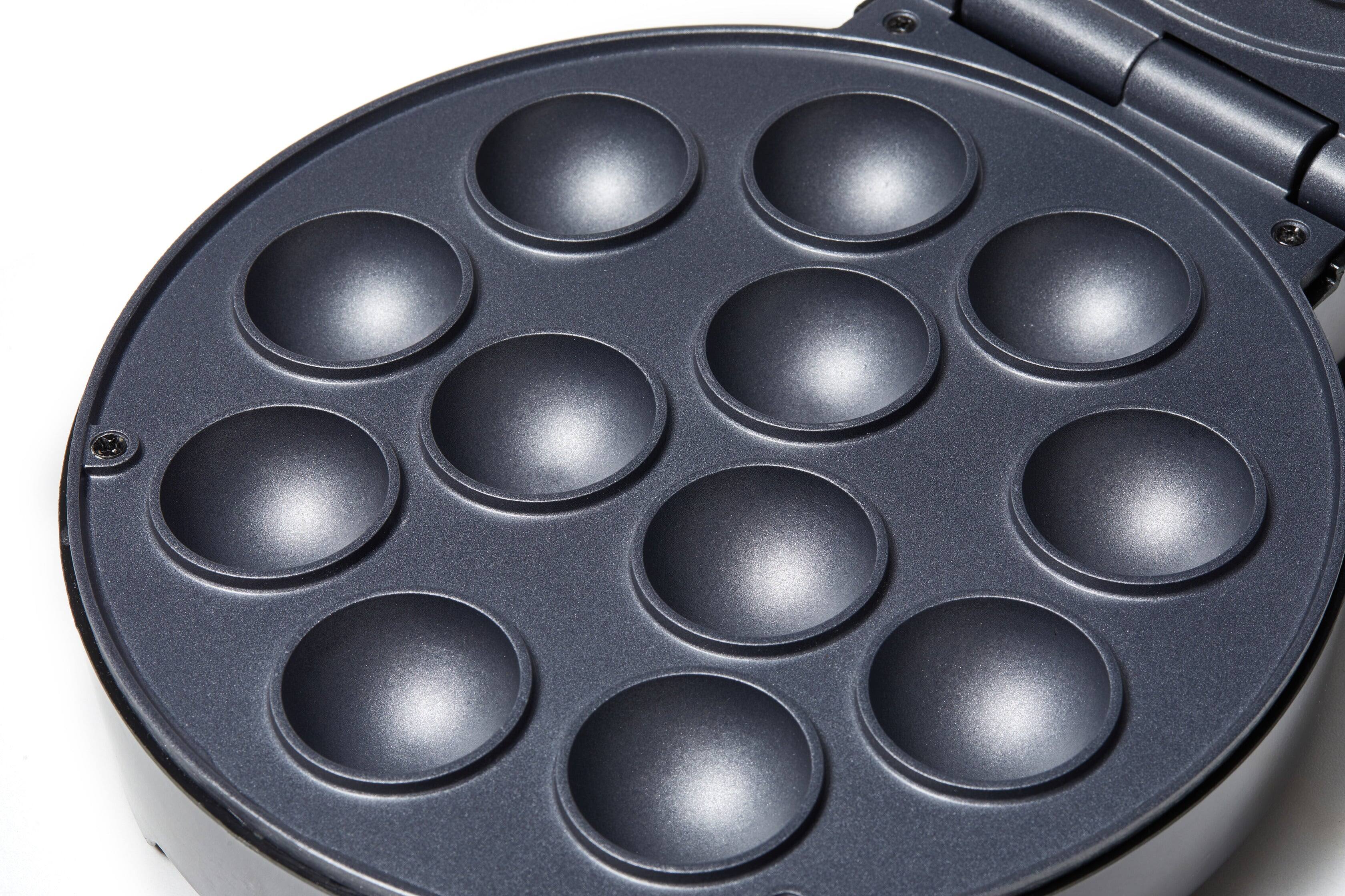 Alt View 4. Uber Appliance - Uber Appliance Electric Cake Pop Maker with Batter Dispenser - gid://shopify/Metaobject/98947825973.