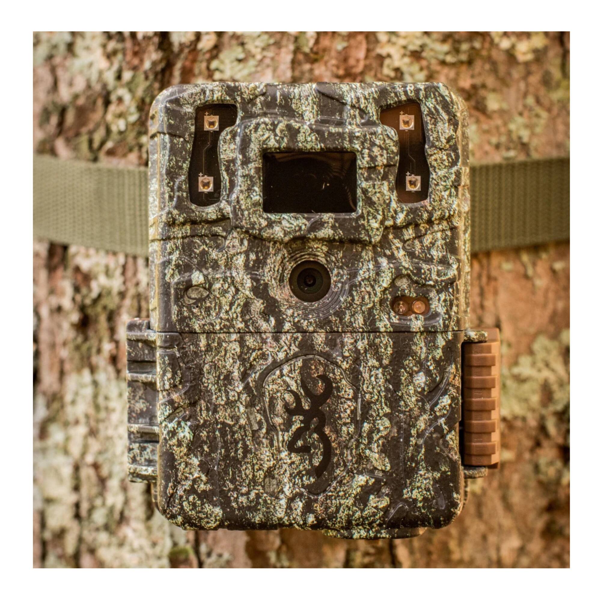 Back. Browning - Browning Trail Camera Command Ops Elite 40 with SD Card and Batteries Combo.