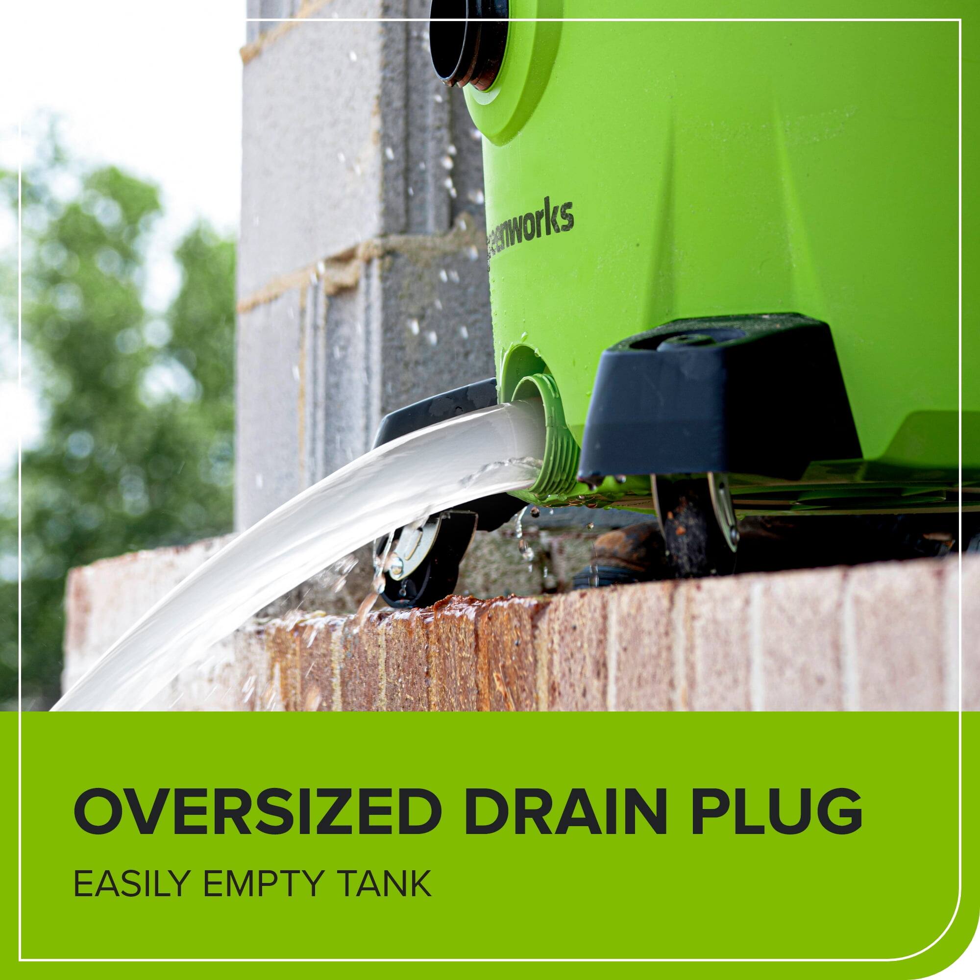 Oversized Drain Plug  
Easily Empty Tank