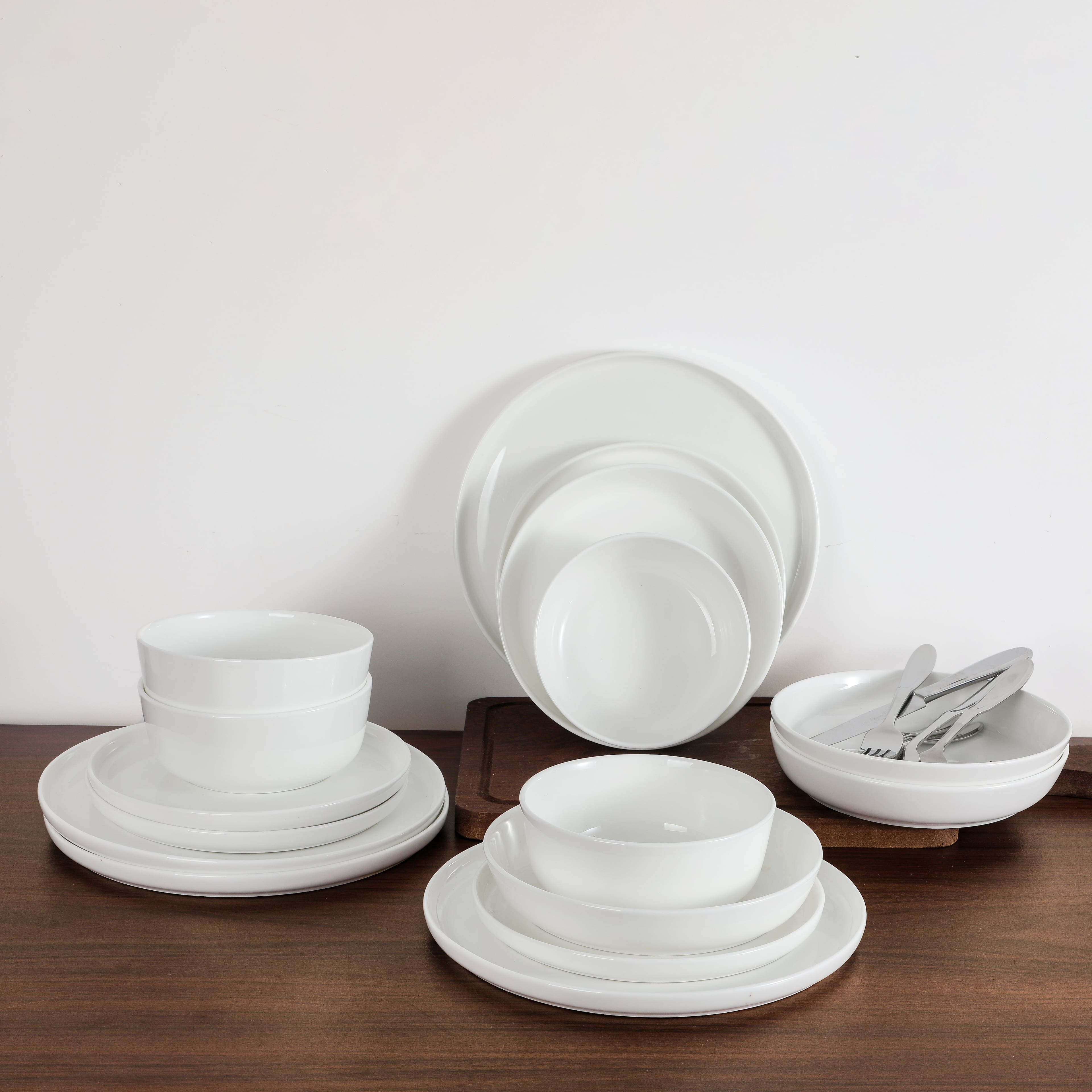 Table 12 - 16-Piece Natural Coupe Dinnerware Set, Service for 4 - White price history on PriceWatchPro