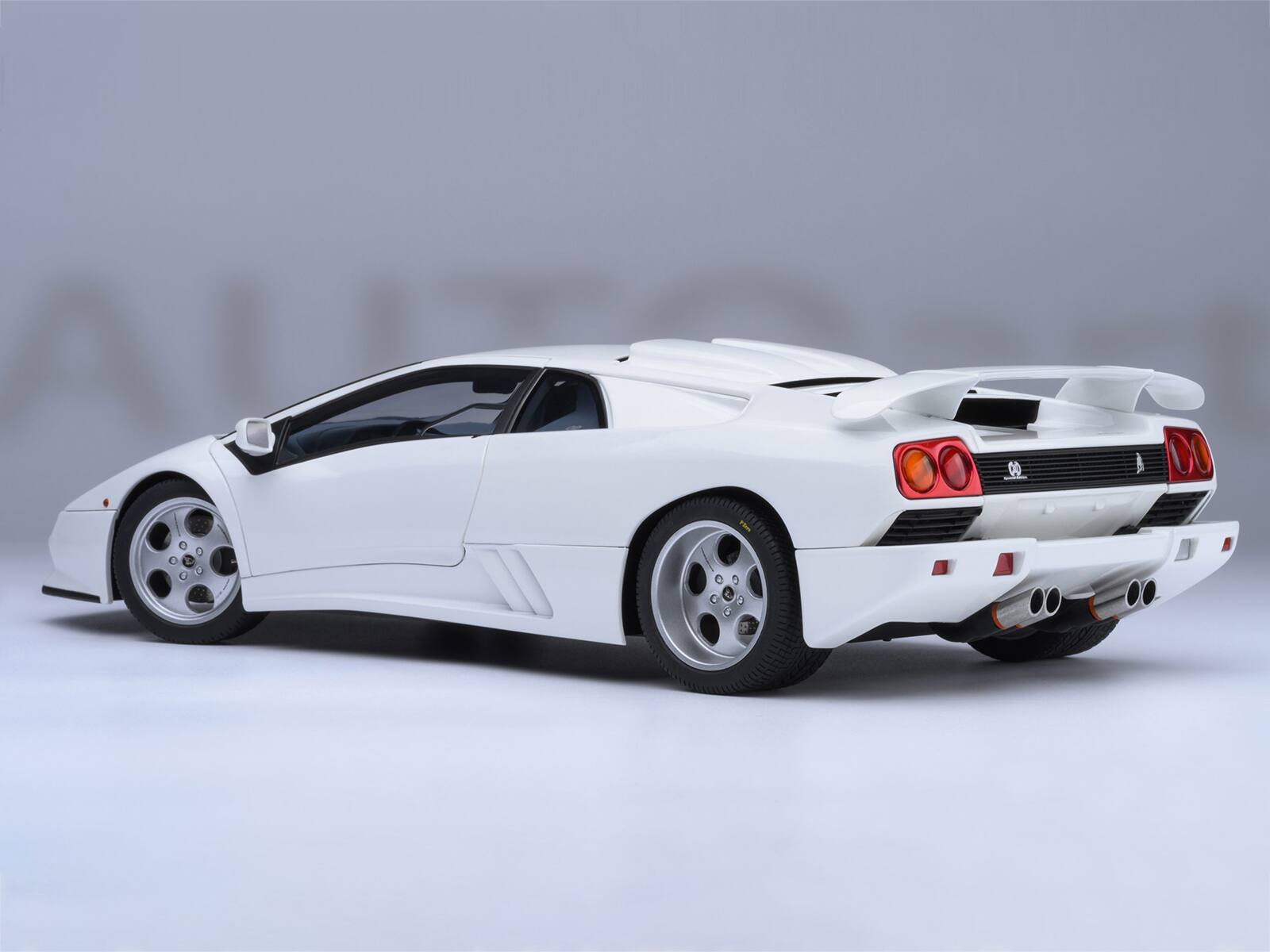 Alt View 6. Autoart - Lamborghini Diablo SE30 Jota Impact White 1/18 Model Car by Autoart.