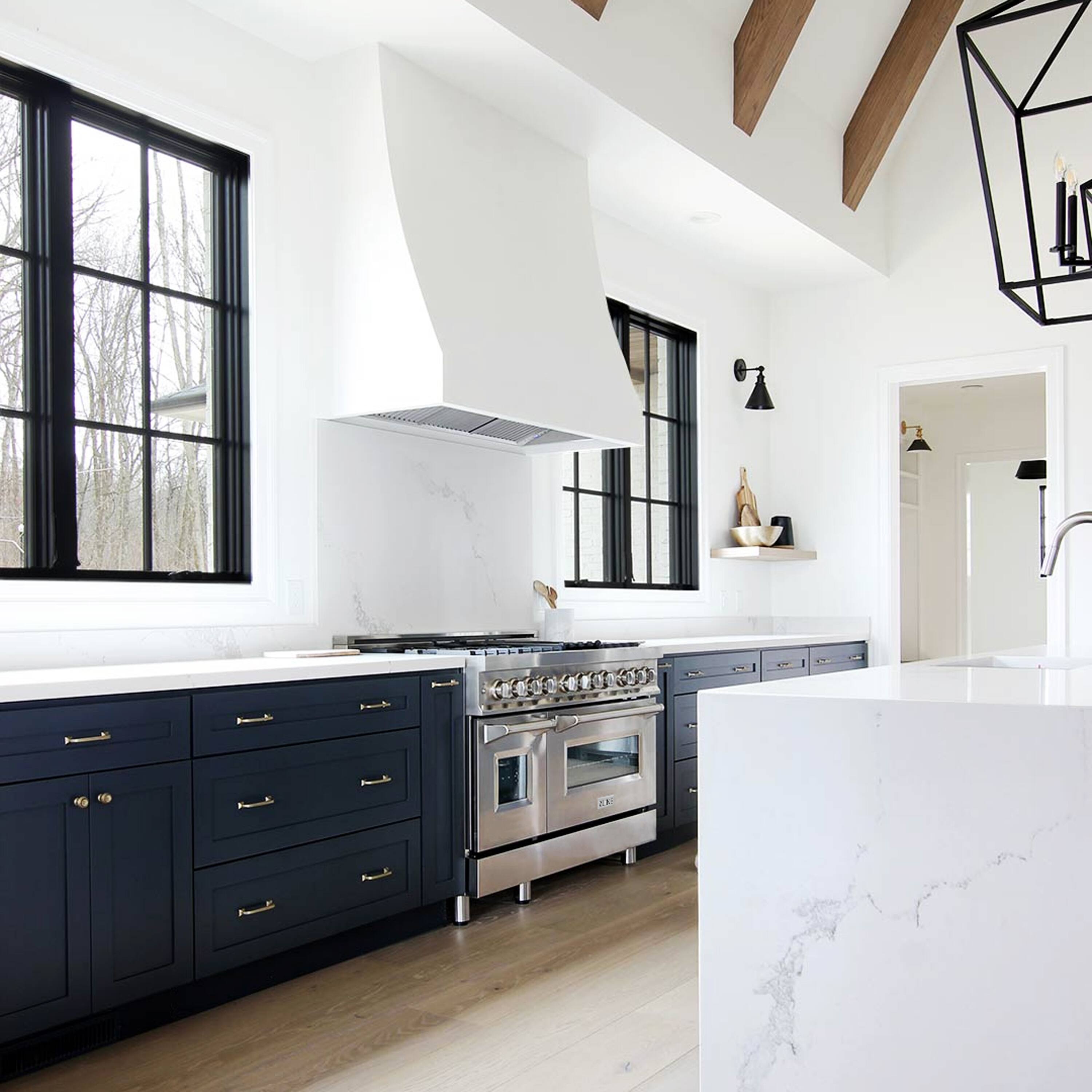 Alt View 4. ZLINE - ZLINE 58" Ducted Wall Mount Range Hood Insert in Stainless Steel (698-58) - Stainless Steel.