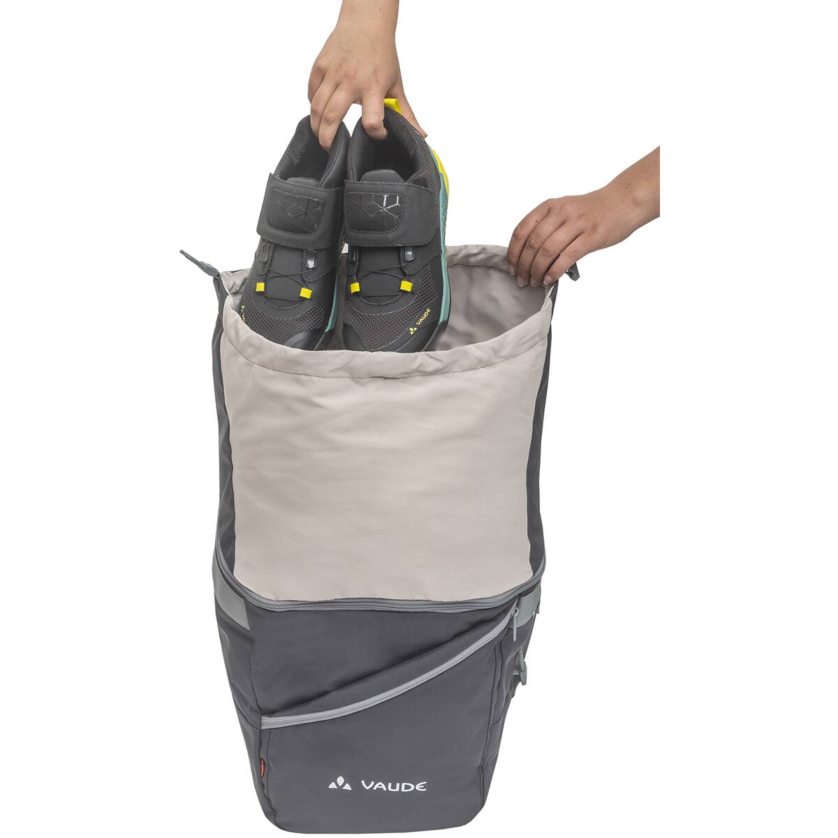 Alt View 2. VAUDE - Vaude SortYour Business Flexible Messenger Bag - Phantom Black - Black.