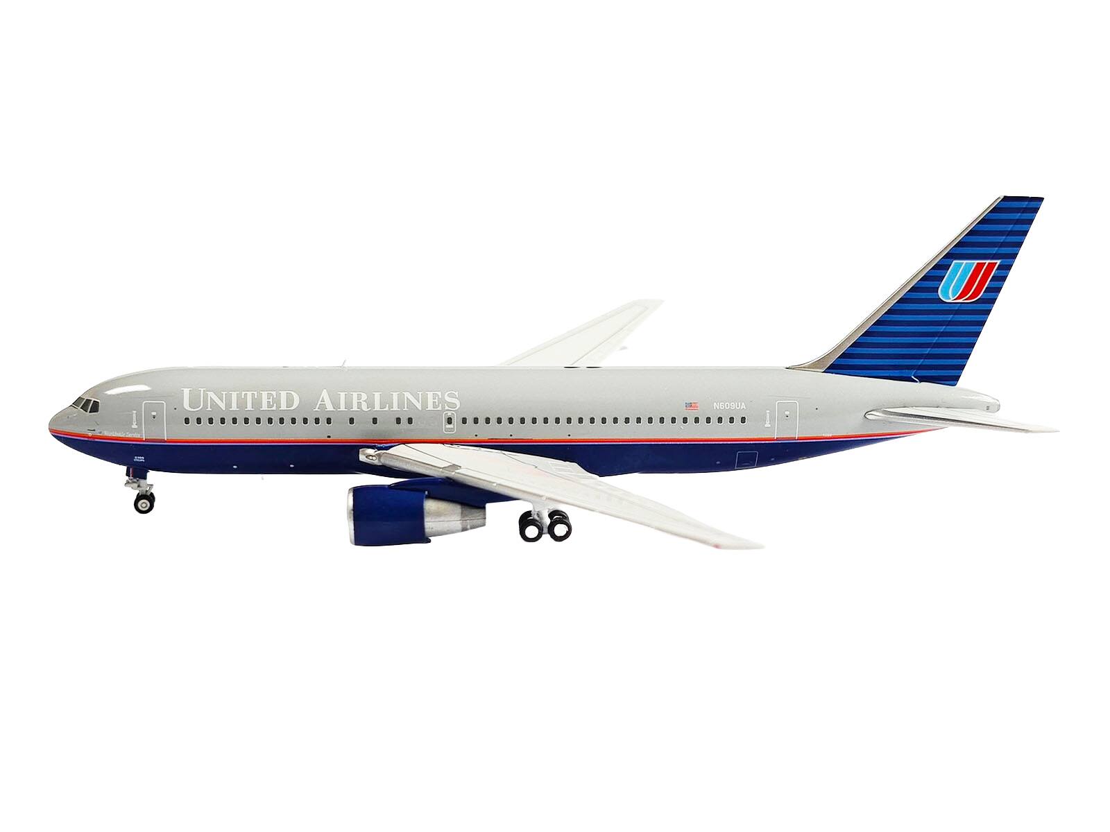 UNITED AIRLINES  
N609UA