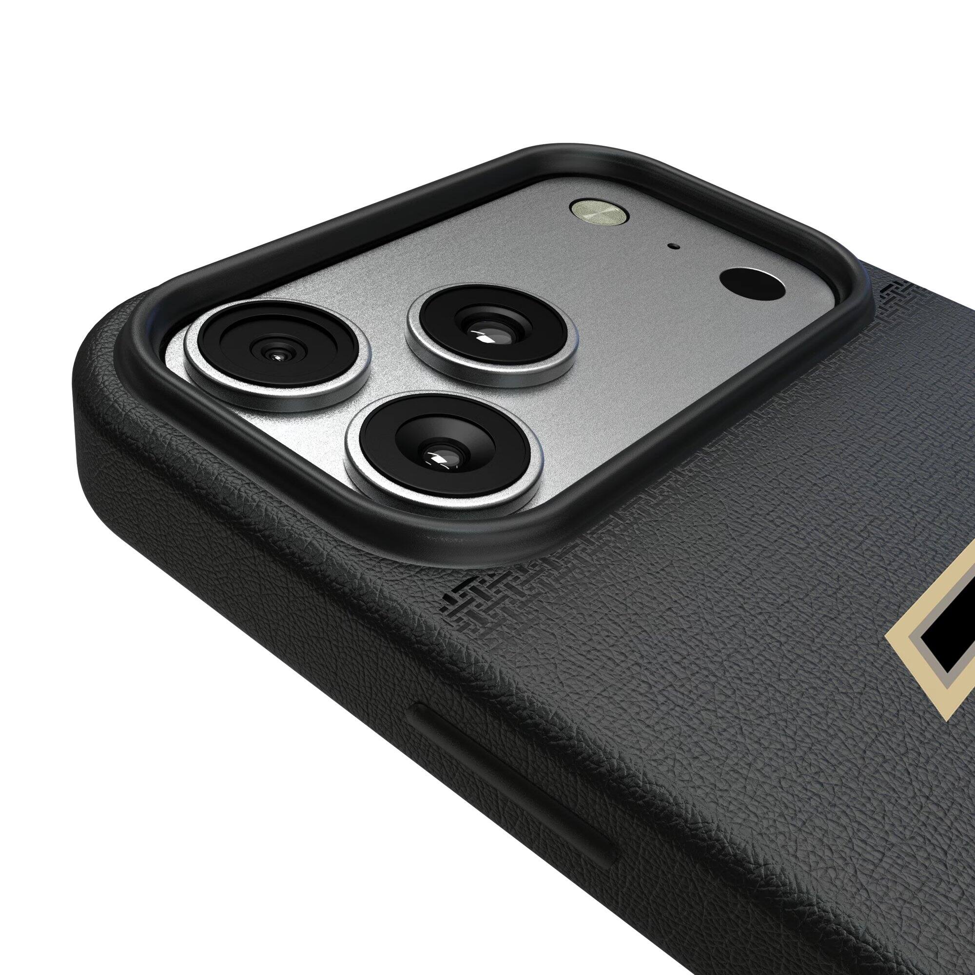 Alt View 2. Keyscaper - Purdue Boilermakers Linen Logo iPhone Magnetic Bump Case - 17 Air - Black.