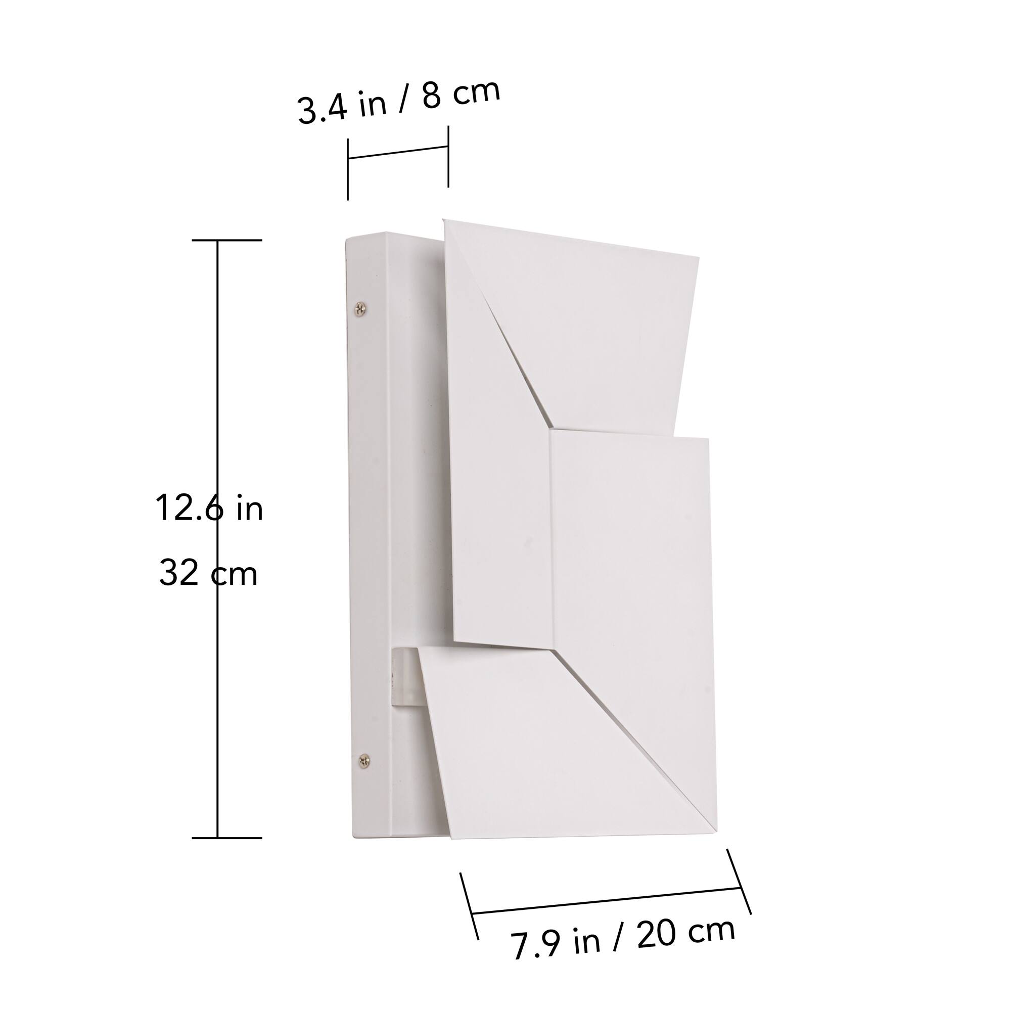 3.4 in / 8 cm  
12.6 in / 32 cm  
7.9 in / 20 cm