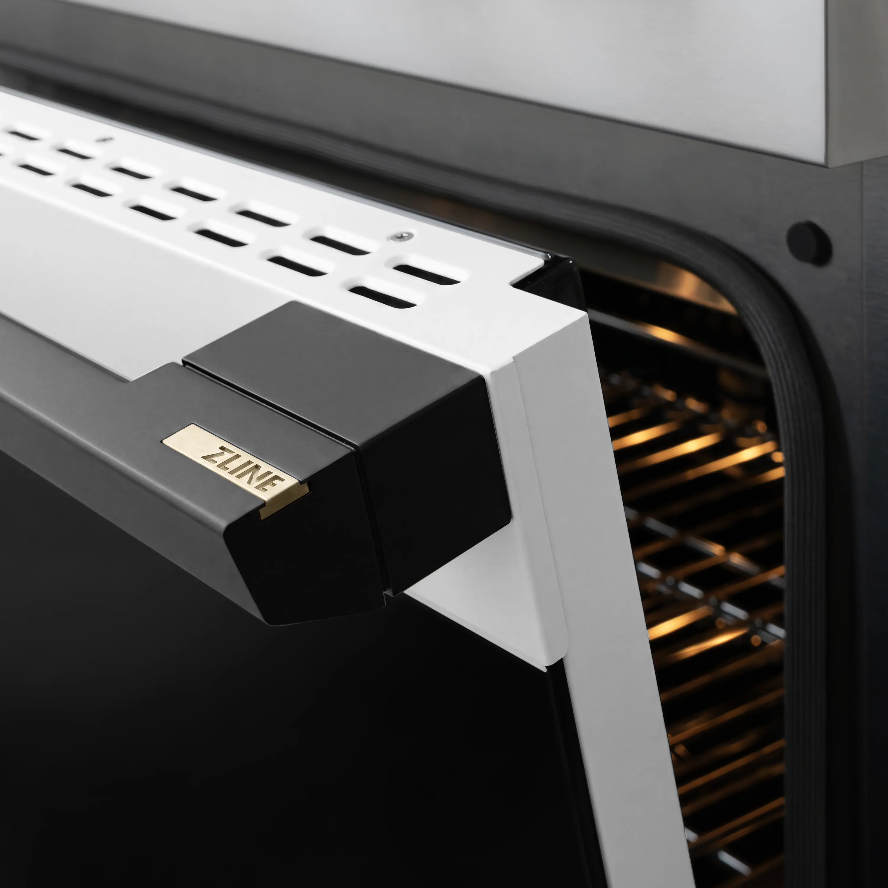 Alt View 14. ZLINE - Autograph 48 in. 6.7 cu. ft. Marino Freestanding Double Oven Gas Range with 8 Burners and Matte Black Accents - White Matte.