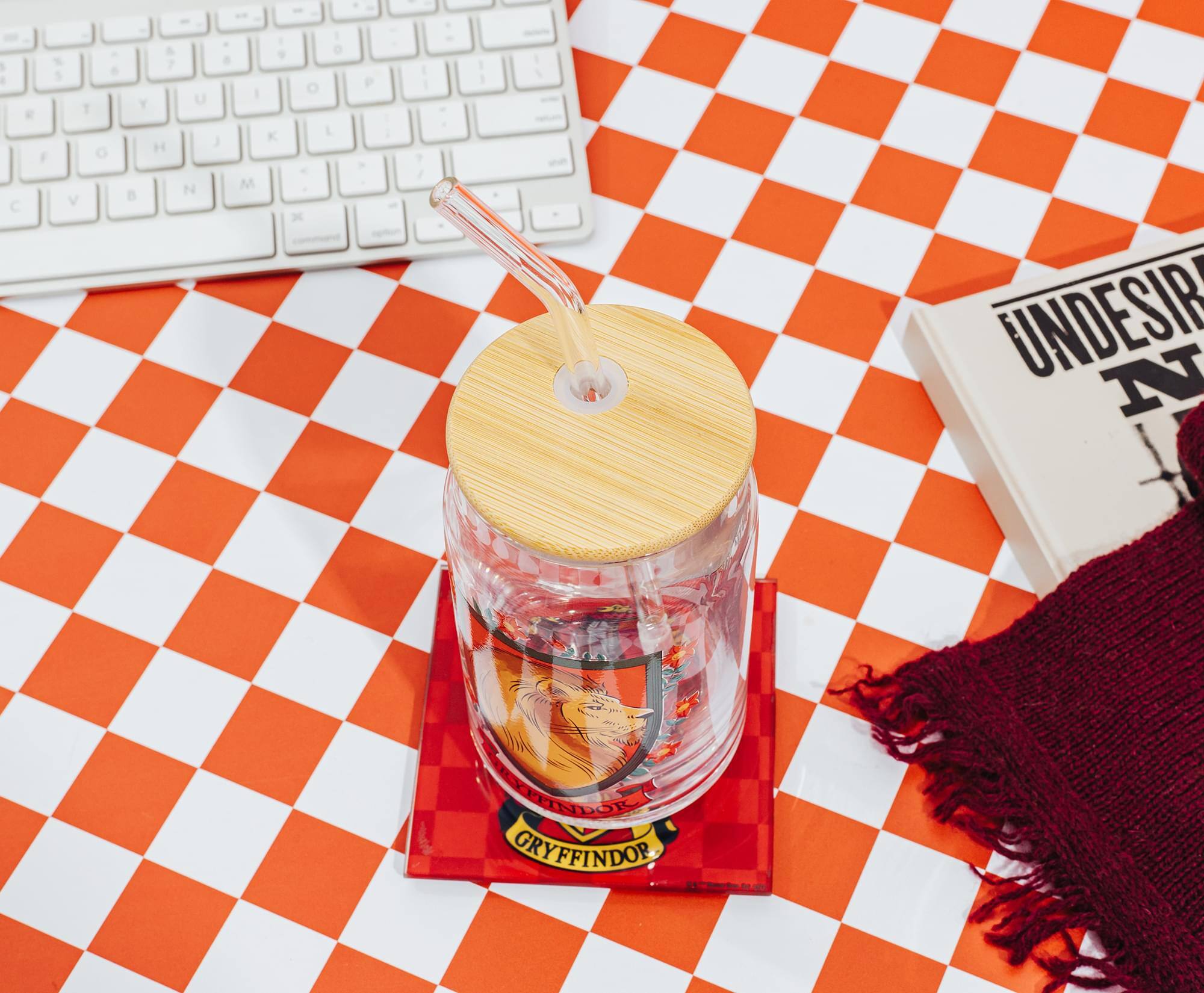 Sure, here is the corrected and grouped text from the image:

- UNDESIRABLE
- GRYFFINDOR
- UNDESIRABLE
- GRYFFINDOR