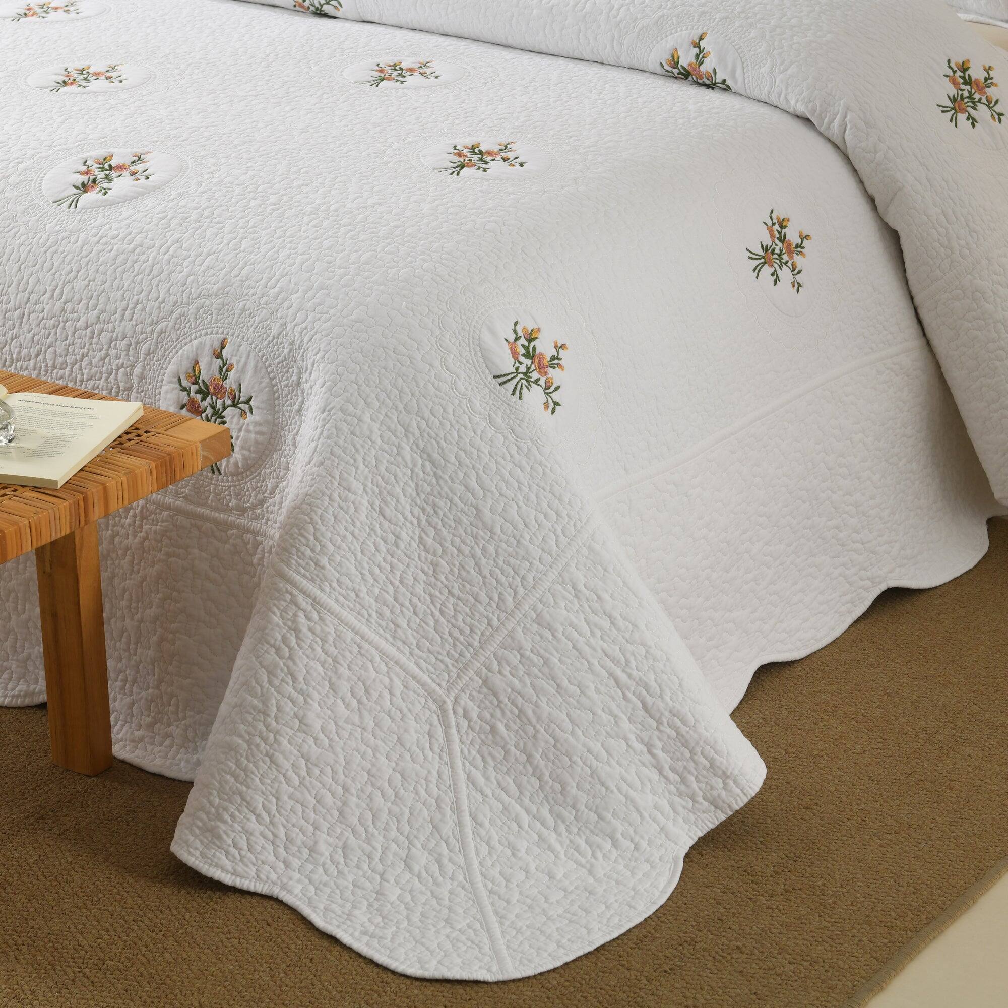 Angle. MarCielo - MarCielo 3 Piece 100% Cotton Cover Rose Embroidered Vintage Cottage Quilt Bedspread Set - White.