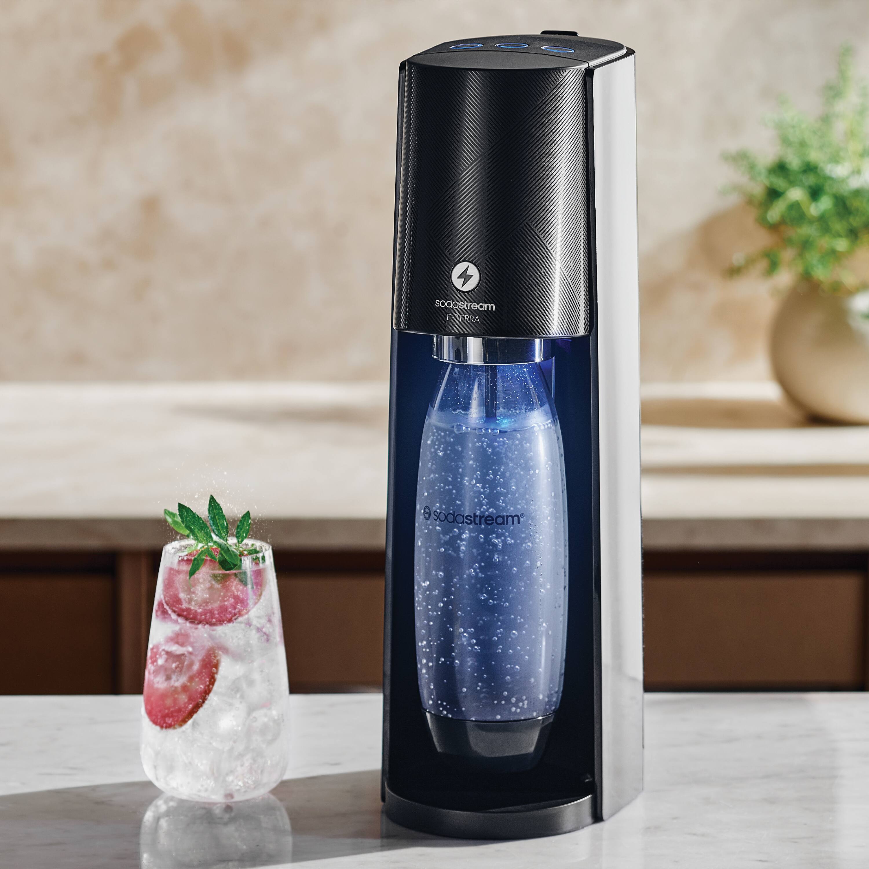 Left. SodaStream - E-TERRA  Sparkling Water Maker - Black.