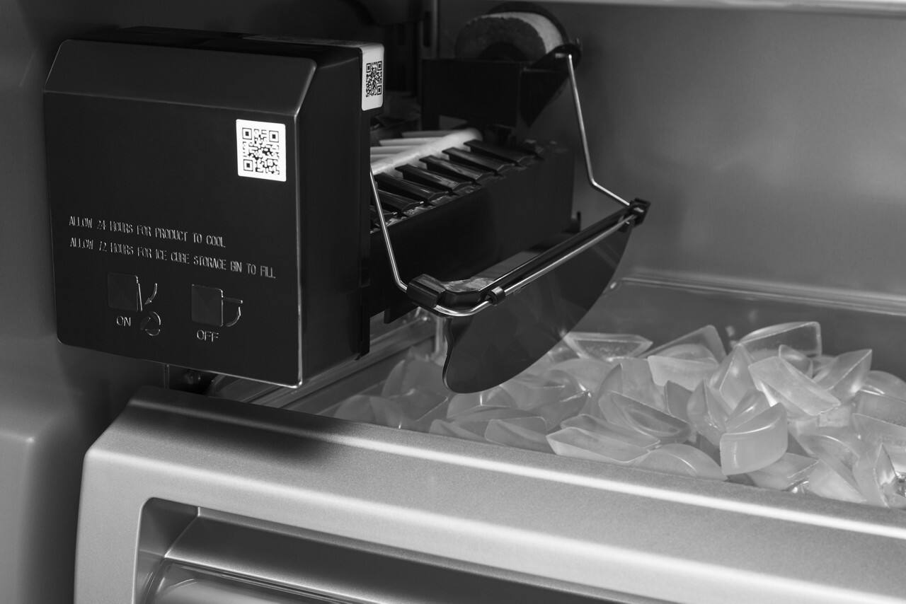 ALLOW 24 HOURS FOR PRODUCT TO COOL  
ALLOW 12 HOURS FOR ICE CUBE STORAGE BIN TO FILL  

ON  
OFF