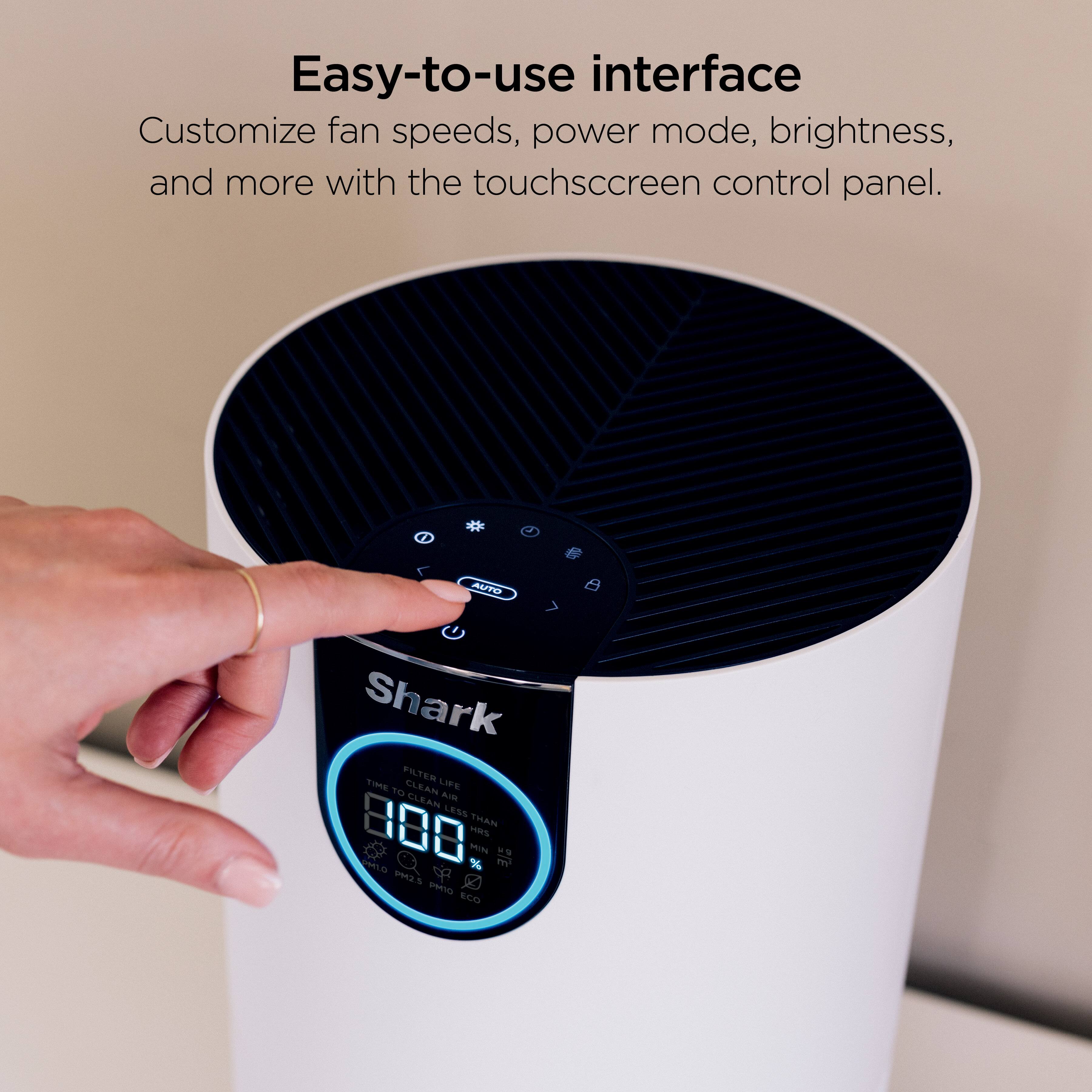 Easy-to-use interface  
Customize fan speeds, power mode, brightness, and more with the touchscreen control panel.