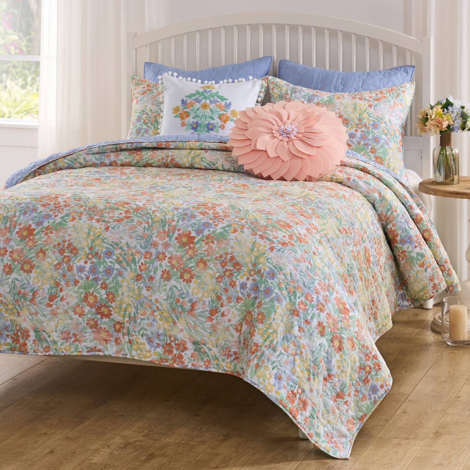 Left. Greenland Home Fashions - Greenland Home Fashions 100% Cotton Face 100% Microfiber Alice Pastel Quilt 3 Piece Set Full/Queen Pastel - Pastel.