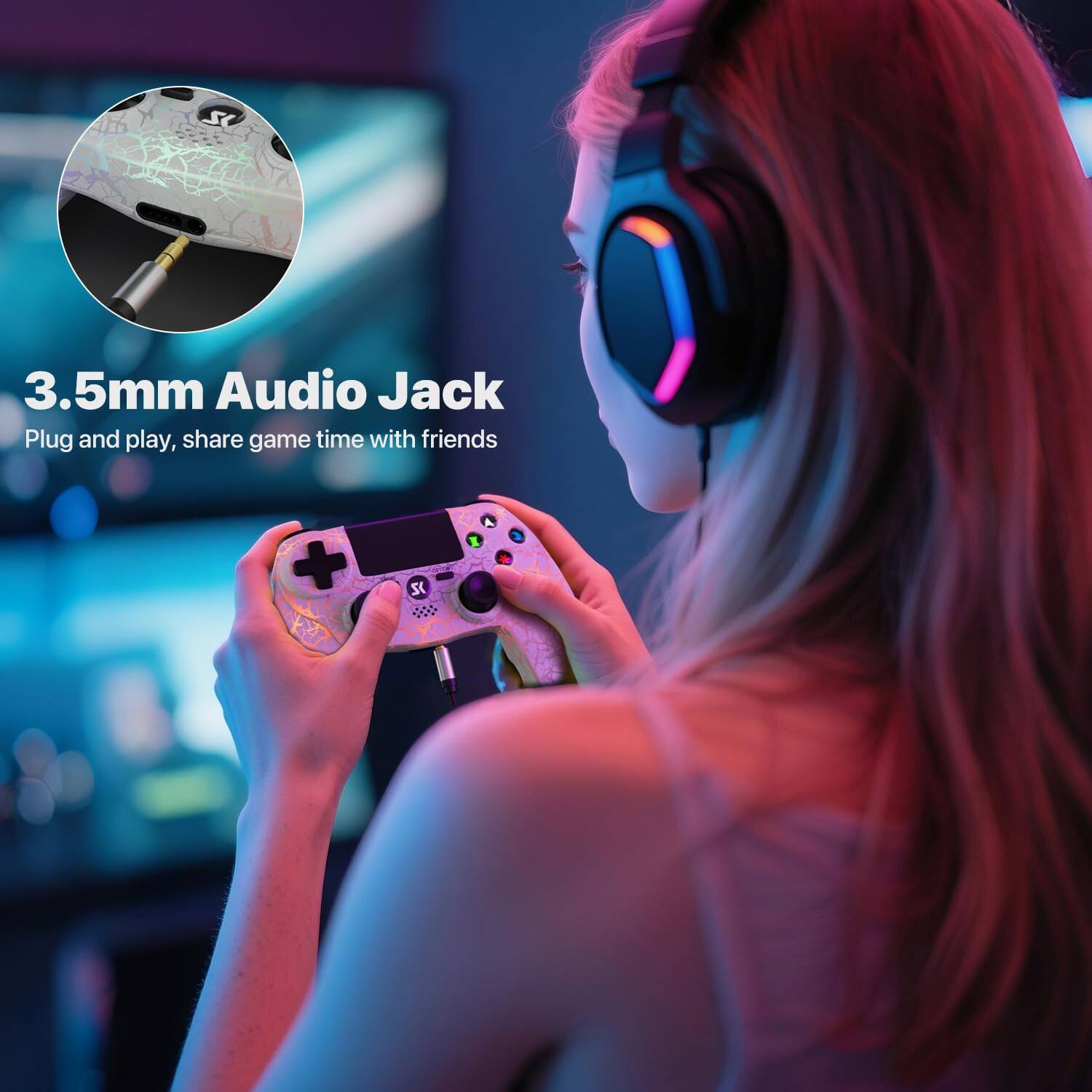 3.5mm Audio Jack  
Plug and play, share game time with friends