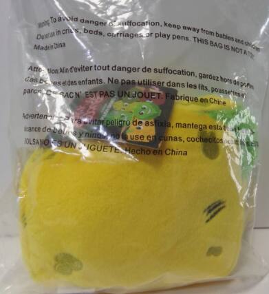 To avoid danger of suffocation, keep away from babies and children in cribs, beds, carriages or play pens. THIS BAG IS NOT A TOY. Made in China.

Avertir: Pour éviter tout danger de suffocation, gardez hors de portée des enfants. Ne pas utiliser dans les lits, poussettes et sacs à langer. Ce sac n'est PAS UN JOUET. Fabriqué en Chine.

Advertencia: Para evitar peligro de asfixia, mantenga este bolsa fuera de alcance de niños. No use en cunas, cochecitos y sacos de lona. Este bolsa NO ES UN JUEGO. Hecho en China.