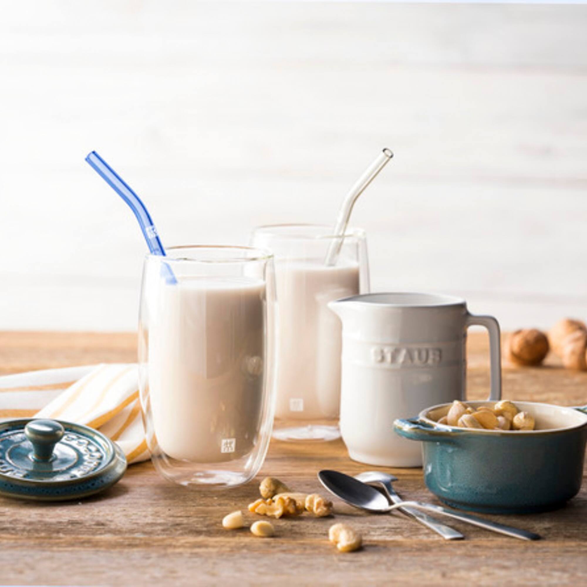 Alt View 7. ZWILLING - ZWILLING Sorrento 5-pc Bent Glass Straw Set - Multi Color - Multi.