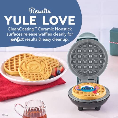 Results  
YULE LOVE™  
CleanCoating™ Ceramic Nonstick surfaces release waffles cleanly for perfect results & easy cleanup.