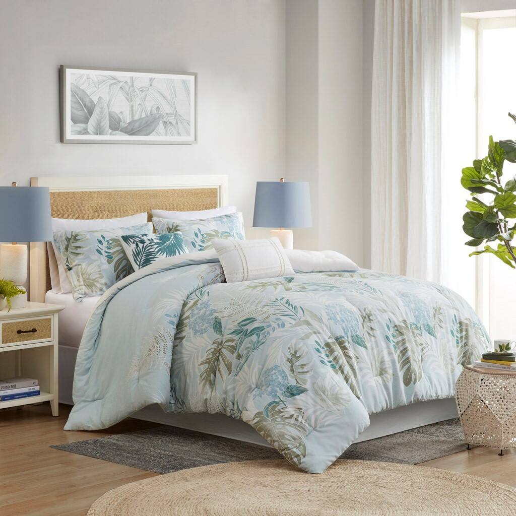 Alt View 1. Gracie Mills - Gracie Mills Romero Coastal Haven 6-Piece Oversized Cotton Comforter Set with Throw Pillow - Blue.